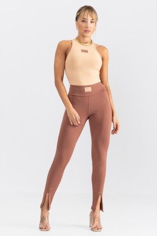 Calça Malha Must Have Marrom Labellamafia