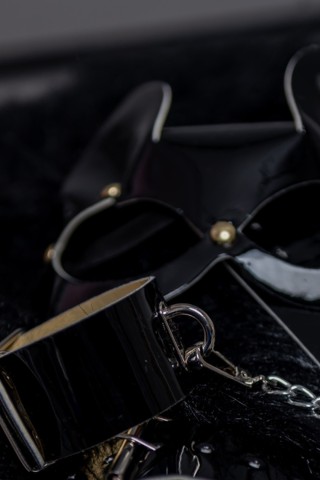 Black Wish Separate Mask