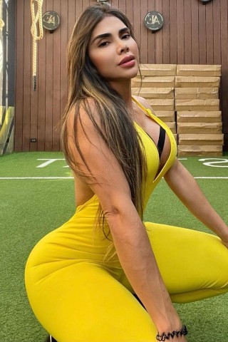 Macacão Model Fit Amarelo