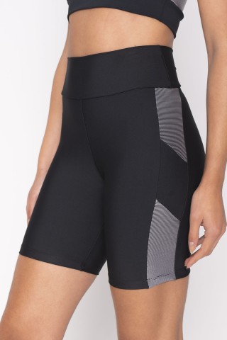 Minimal Bermuda Shorts