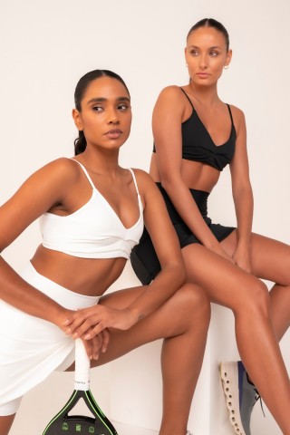 Top Minimal Vibe Preto