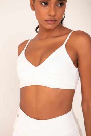 Minimal Vibe White Top Minimal Vibe White Top