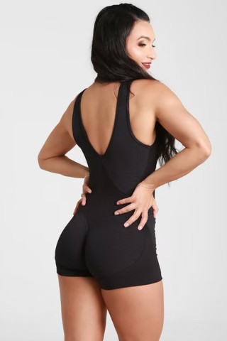 Macaquinho Noir Apple Booty Dynamite S/E