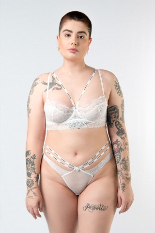 Calcinha LabellaMafia Fio Dental de Tule e Renda Branca